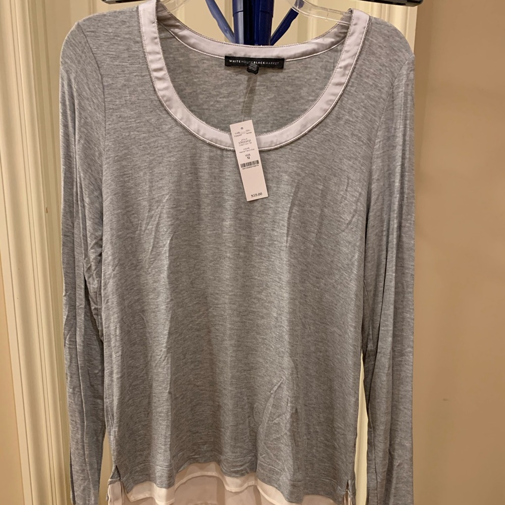 Grey and white NWT top!